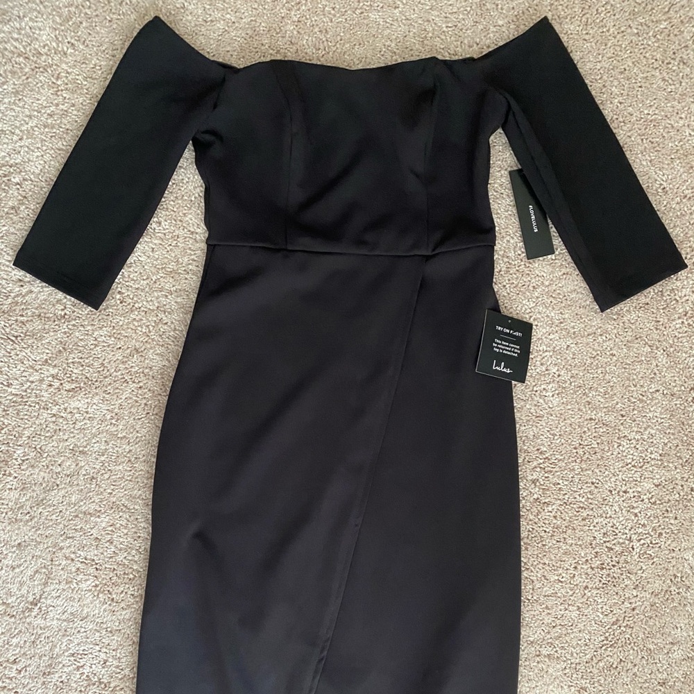 Black Dress - Picture 1 of 2